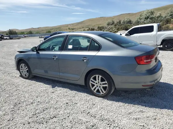3VW2B7AJ8JM214703 2018 VOLKSWAGEN JETTA - Image 2