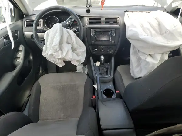 3VW2B7AJ8JM220808 2018 VOLKSWAGEN JETTA - Image 8