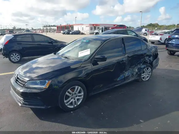 3VW2B7AJ8JM229556 2018 VOLKSWAGEN JETTA - Image 2