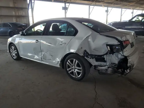 3VW2B7AJ8JM231467 2018 VOLKSWAGEN JETTA - Image 2