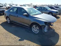 3VW2B7AJ8JM231663 2018 VOLKSWAGEN JETTA