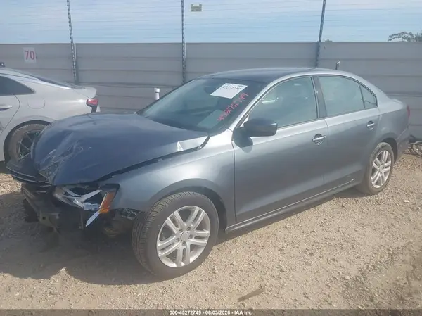 3VW2B7AJ8JM258636 2018 VOLKSWAGEN JETTA - Image 2