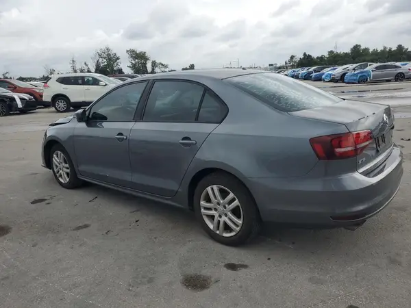3VW2B7AJ8JM261648 2018 VOLKSWAGEN JETTA - Image 2