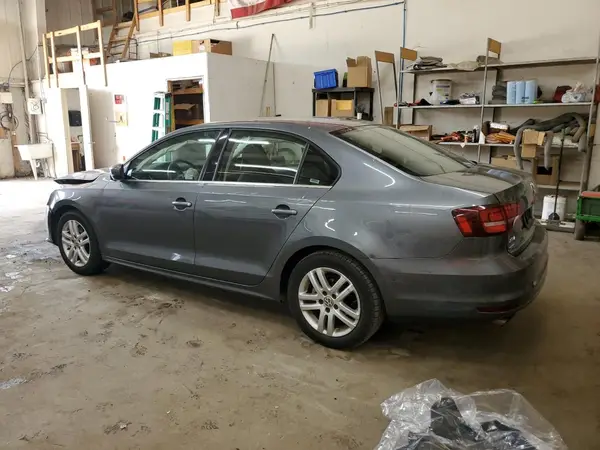 3VW2B7AJ9HM204935 2017 VOLKSWAGEN JETTA - Image 2
