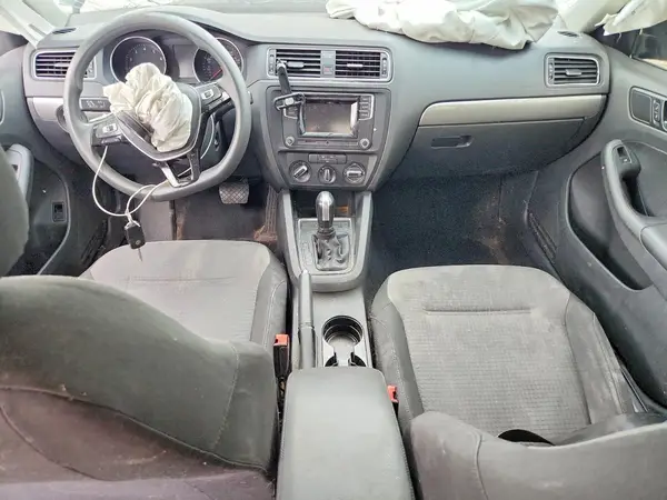 3VW2B7AJ9HM220214 2017 VOLKSWAGEN JETTA - Image 8