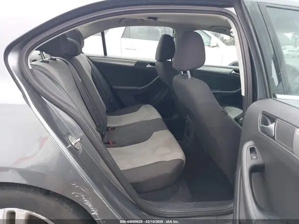 3VW2B7AJ9HM228698 2017 VOLKSWAGEN JETTA - Image 8