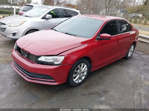 3VW2B7AJ9HM245548 2017 VOLKSWAGEN JETTA - Image 2
