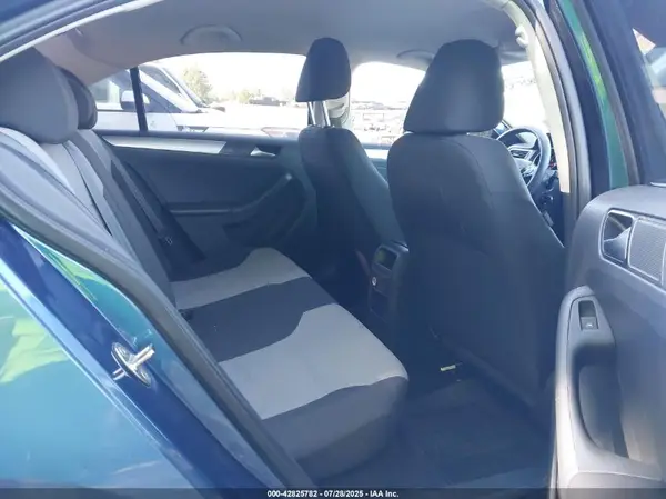 3VW2B7AJ9HM281028 2017 VOLKSWAGEN JETTA - Image 8