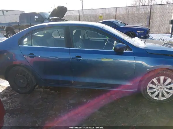 3VW2B7AJ9HM288657 2017 VOLKSWAGEN JETTA - Image 8
