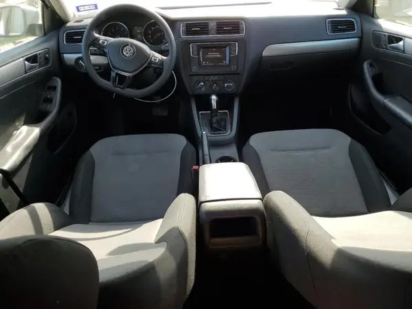 3VW2B7AJ9HM290148 2017 VOLKSWAGEN JETTA - Image 8