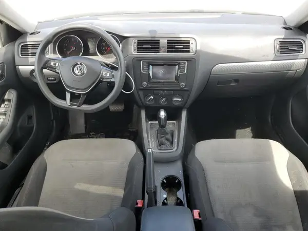 3VW2B7AJ9HM294572 2017 VOLKSWAGEN JETTA - Image 8