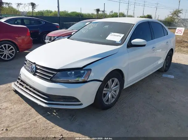 3VW2B7AJ9HM299299 2017 VOLKSWAGEN JETTA - Image 2