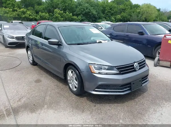 3VW2B7AJ9HM305599 2017 VOLKSWAGEN JETTA - Image 1