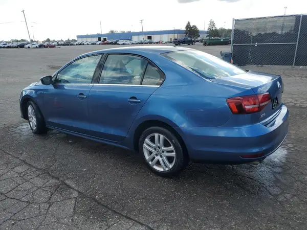 3VW2B7AJ9HM308101 2017 VOLKSWAGEN JETTA - Image 2