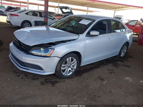 3VW2B7AJ9HM317252 2017 VOLKSWAGEN JETTA - Image 2