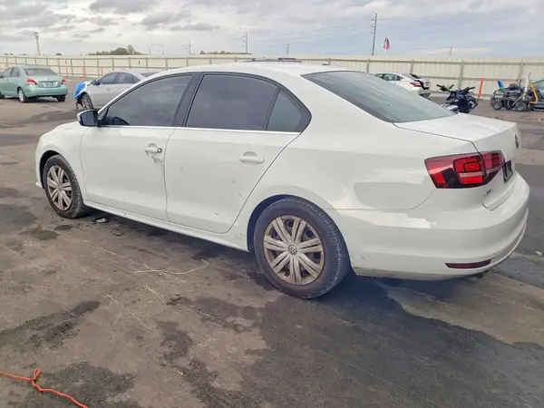 3VW2B7AJ9HM322189 2017 VOLKSWAGEN JETTA - Image 2