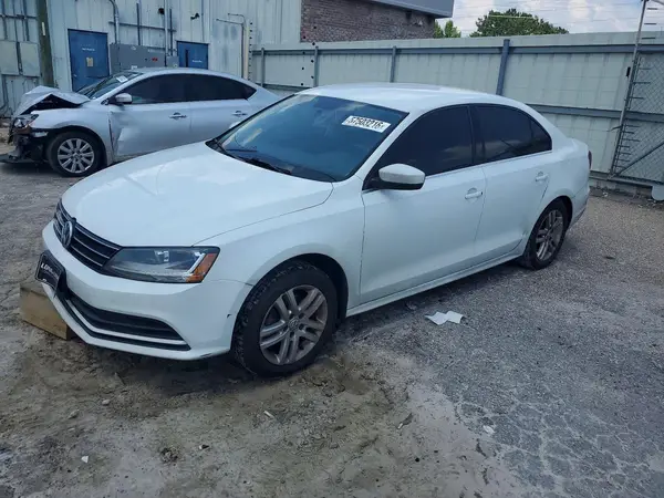 3VW2B7AJ9HM327134 2017 VOLKSWAGEN JETTA - Image 1