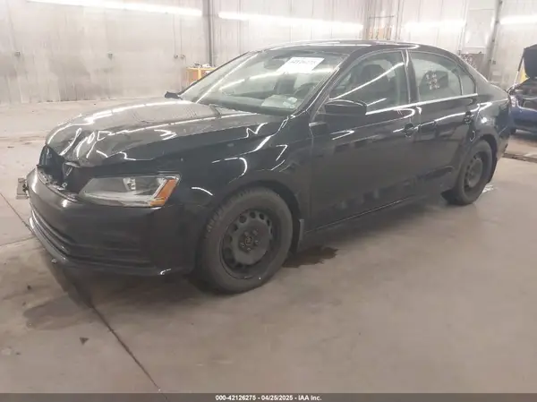 3VW2B7AJ9HM328932 2017 VOLKSWAGEN JETTA - Image 2