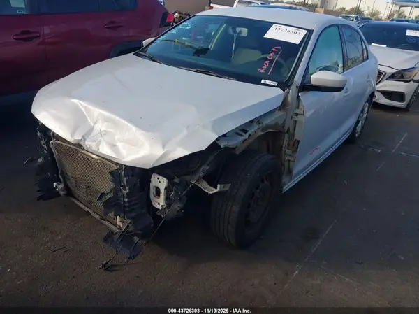 3VW2B7AJ9HM335394 2017 VOLKSWAGEN JETTA - Image 2