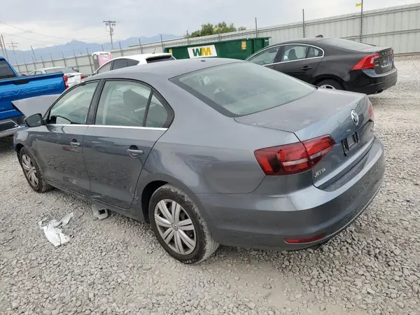 3VW2B7AJ9HM348288 2017 VOLKSWAGEN JETTA - Image 2