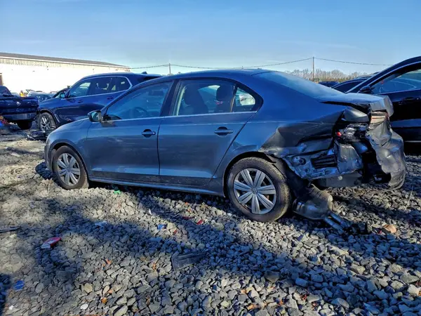 3VW2B7AJ9HM350249 2017 VOLKSWAGEN JETTA - Image 2