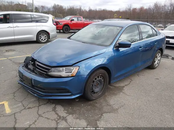 3VW2B7AJ9HM353233 2017 VOLKSWAGEN JETTA - Image 2