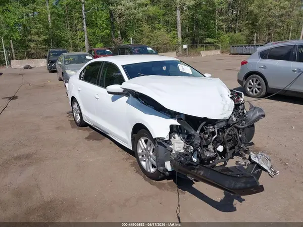 3VW2B7AJ9HM363910 2017 VOLKSWAGEN JETTA - Image 1