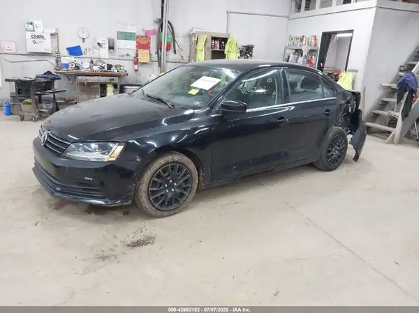 3VW2B7AJ9HM365284 2017 VOLKSWAGEN JETTA - Image 2