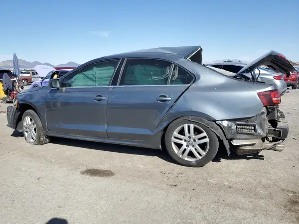 3VW2B7AJ9HM367326 2017 VOLKSWAGEN JETTA - Image 2