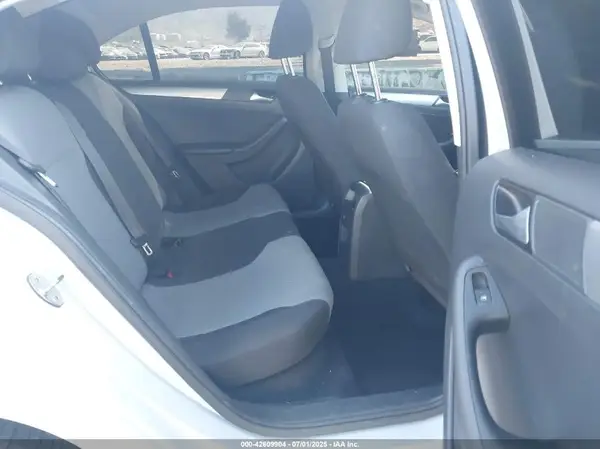 3VW2B7AJ9HM375314 2017 VOLKSWAGEN JETTA - Image 8