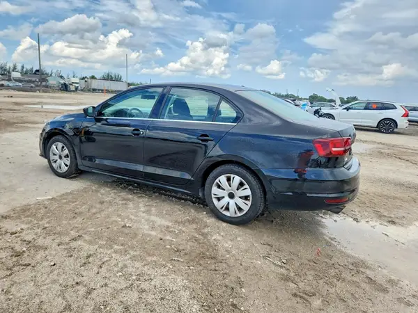 3VW2B7AJ9HM377192 2017 VOLKSWAGEN JETTA - Image 2