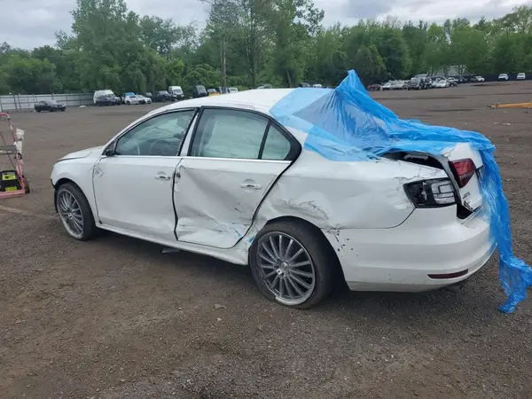 3VW2B7AJ9HM383560 2017 VOLKSWAGEN JETTA - Image 2
