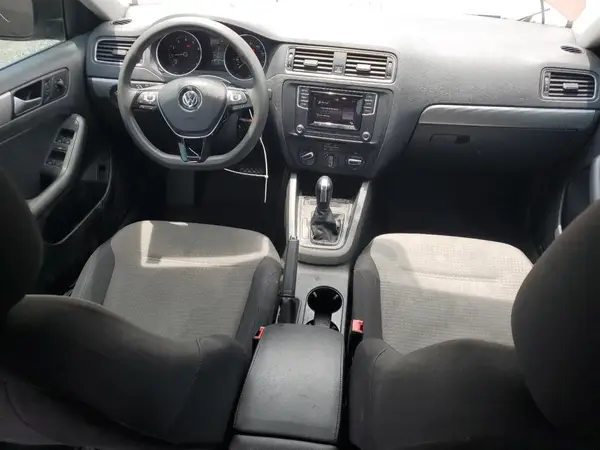 3VW2B7AJ9HM391500 2017 VOLKSWAGEN JETTA - Image 8