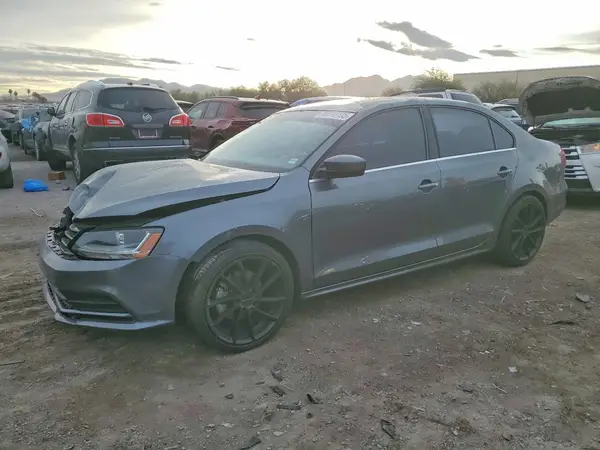 3VW2B7AJ9HM391626 2017 VOLKSWAGEN JETTA - Image 1