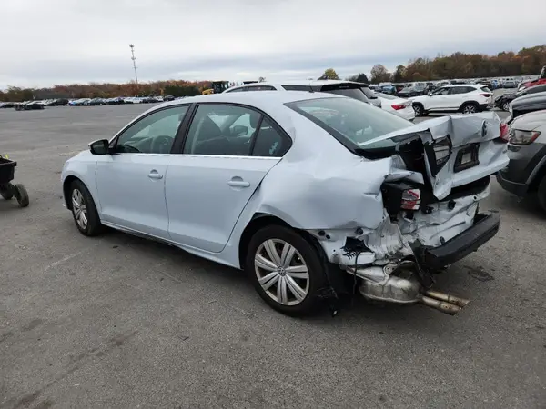 3VW2B7AJ9HM396776 2017 VOLKSWAGEN JETTA - Image 2