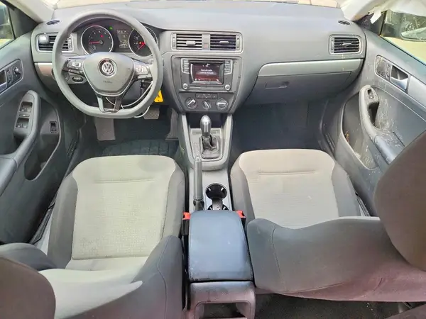 3VW2B7AJ9HM401846 2017 VOLKSWAGEN JETTA - Image 8