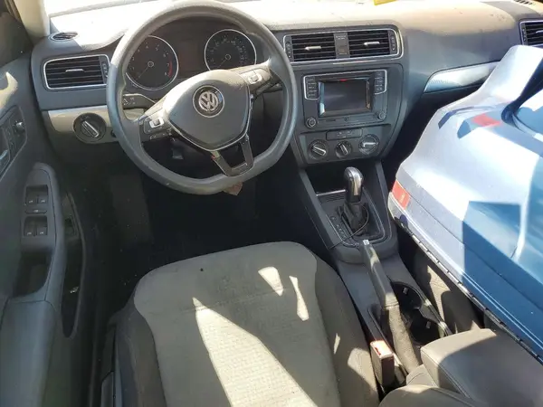 3VW2B7AJ9JM210773 2018 VOLKSWAGEN JETTA - Image 8