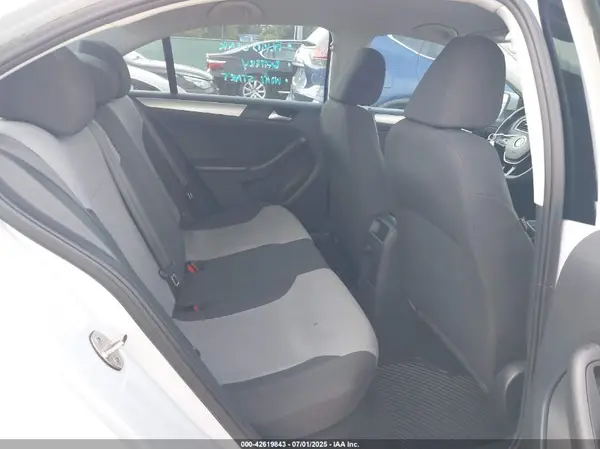3VW2B7AJ9JM212104 2018 VOLKSWAGEN JETTA - Image 8