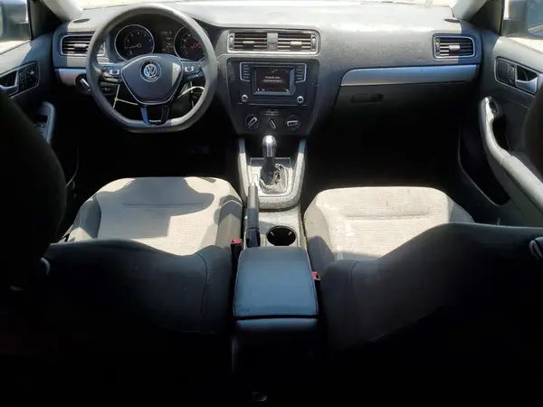3VW2B7AJ9JM220686 2018 VOLKSWAGEN JETTA - Image 8