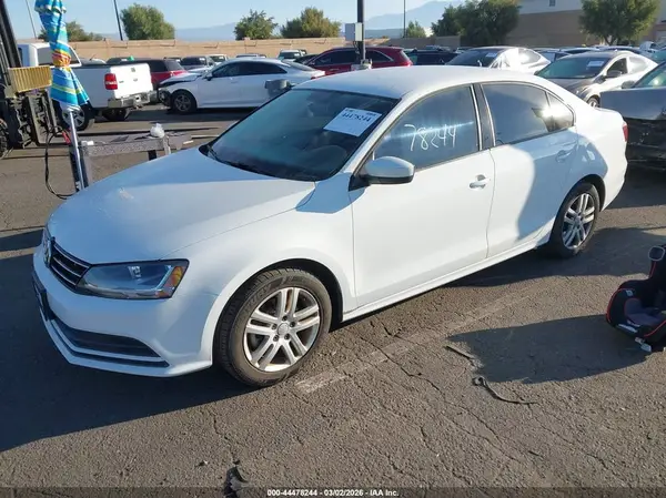 3VW2B7AJ9JM227718 2018 VOLKSWAGEN JETTA - Image 2