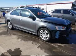3VW2B7AJ9JM242218 2018 VOLKSWAGEN JETTA