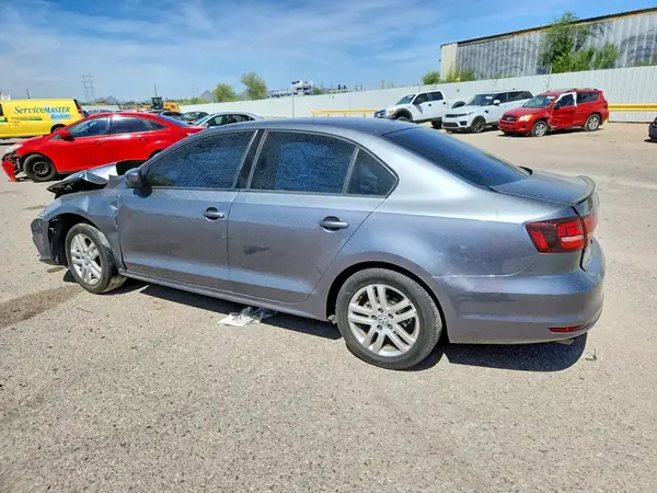 3VW2B7AJ9JM246205 2018 VOLKSWAGEN JETTA - Image 2