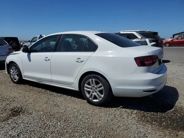 3VW2B7AJ9JM263862 2018 VOLKSWAGEN JETTA - Image 2