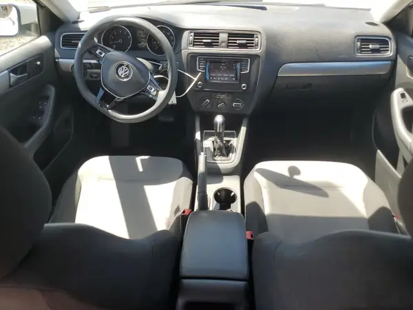 3VW2B7AJ9JM263862 2018 VOLKSWAGEN JETTA - Image 8