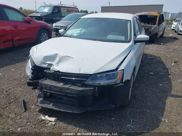 3VW2B7AJXHM204541 2017 VOLKSWAGEN JETTA - Image 2