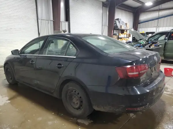 3VW2B7AJXHM205480 2017 VOLKSWAGEN JETTA - Image 2