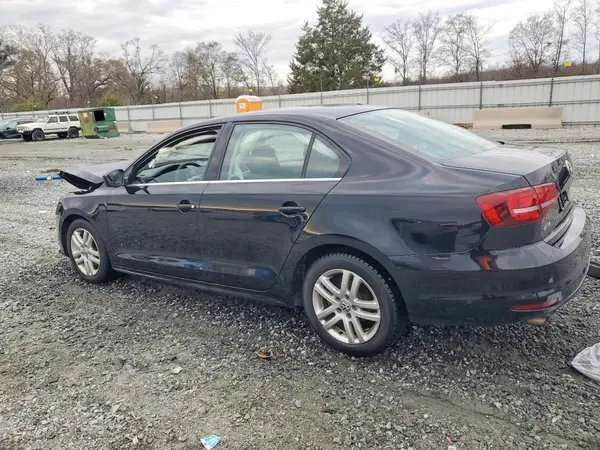 3VW2B7AJXHM211201 2017 VOLKSWAGEN JETTA - Image 2