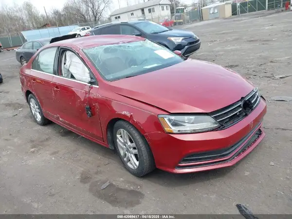 3VW2B7AJXHM212333 2017 VOLKSWAGEN JETTA - Image 1