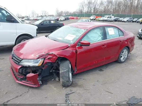 3VW2B7AJXHM212333 2017 VOLKSWAGEN JETTA - Image 2