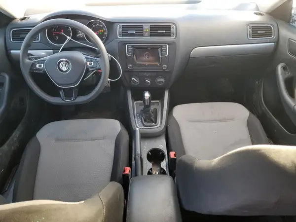 3VW2B7AJXHM213515 2017 VOLKSWAGEN JETTA - Image 8